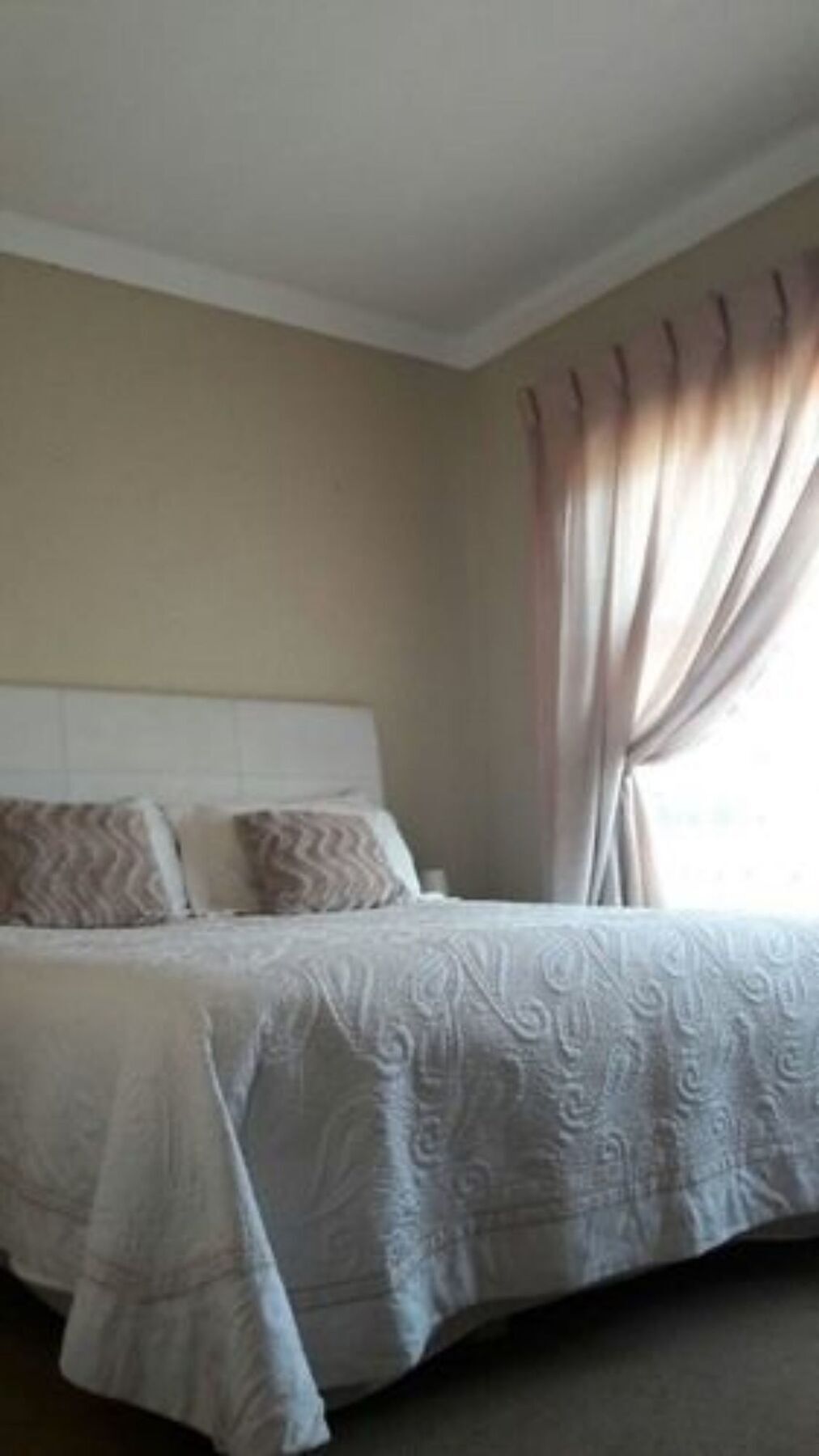 Budias Guest House Kempton Park Exterior foto