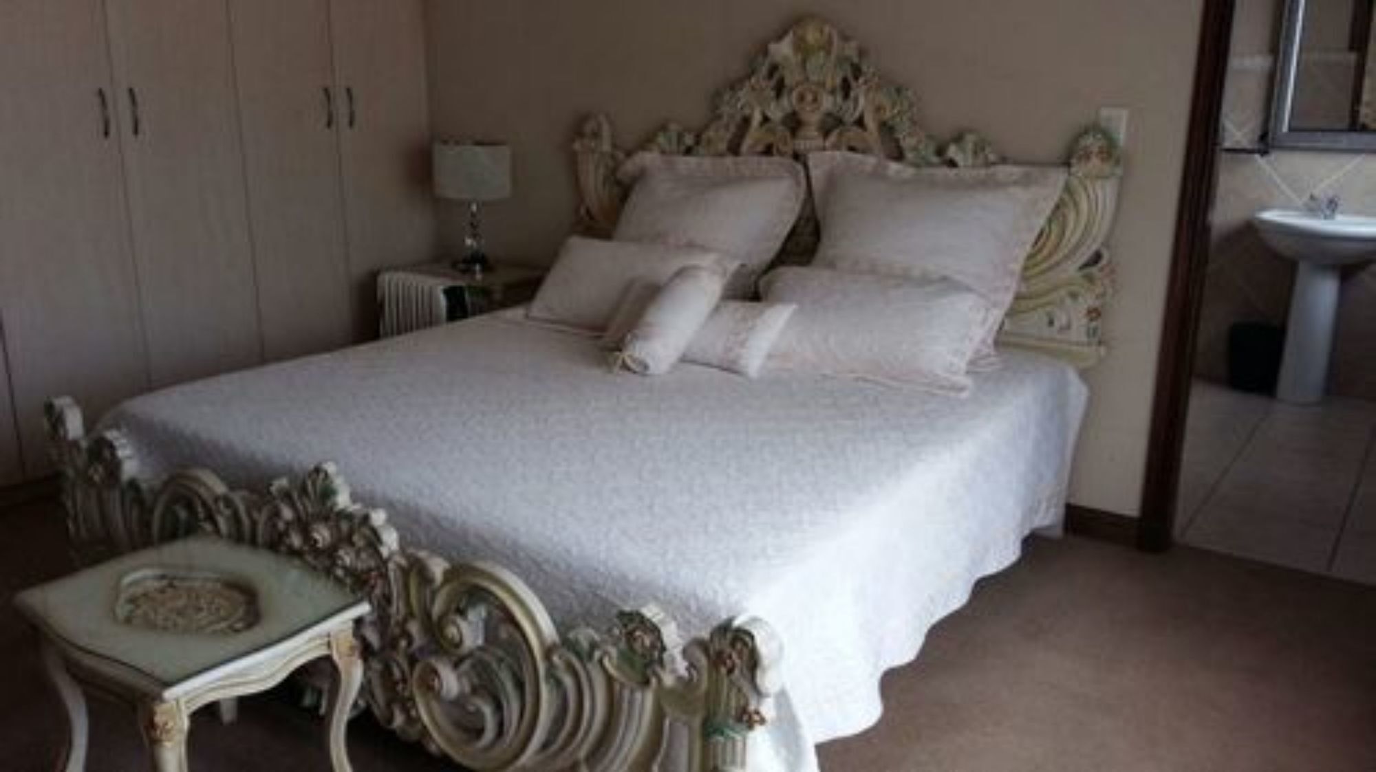 Budias Guest House Kempton Park Exterior foto